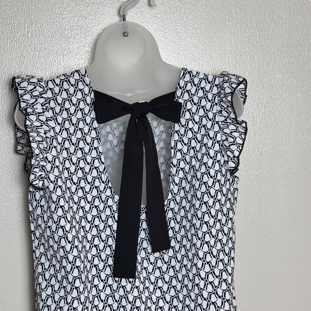 Emery Rose Flutter Sleeve Blouse Tie Back Geometric Print Academia Career Work - Picture 6 of 11